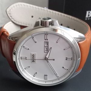 New Hugo Boss Men's Driver 1513119 Light Brown Leather Quartz Watch Brand NO BOX